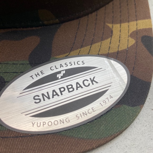 Area BFE full camouflage flatbill snapback - Picture 3 of 9